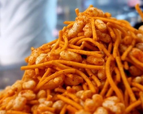 Garlic Sev Mamra